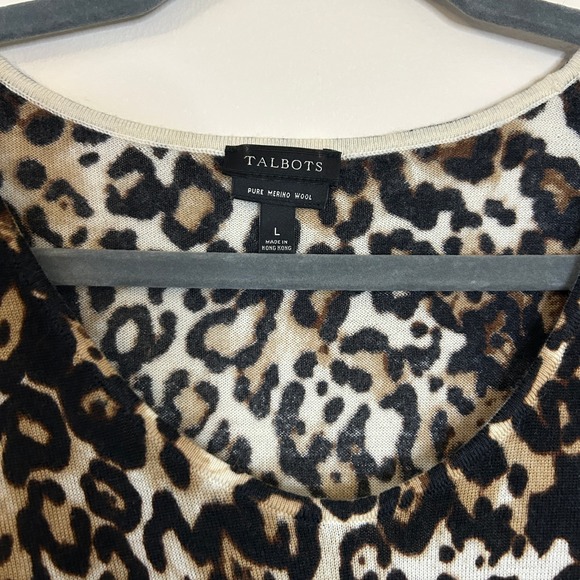 Talbots Leopard Print V Neck Merino Wool Sweater Size L - Picture 2 of 9